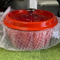 7435 !!未使用!! お買得! INVICTA インビクタ 鍋 ホーロー鍋 キャセロール 22cm レッド 赤 IH対応 食洗機対応 キッチン用品の画像
