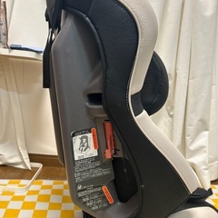 combi チャイルドシートの画像