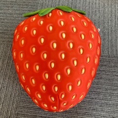 デコボコいちごクッション　人気の画像