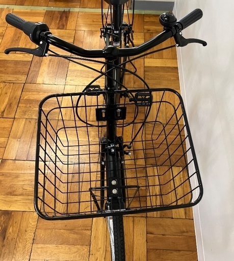 【新古品】★見物確認OK★自転車(27インチ/シマノ六段変速/オートライト/両立スタンド/ワイド前カゴ/つや消しブラック)