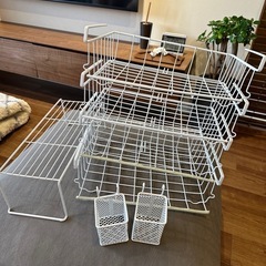 ハンギングバスケット、スチールバスケット
など 