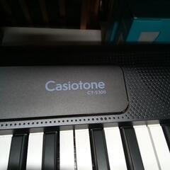 CASIO 電子キーボード(台、イス、カバー付き) CT-S300