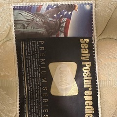 早く取りに来れる方値下げ対応しますのでメッセージ下さい！高級ベッドSEARY クイーンサイズ　マット　フレーム付きの画像