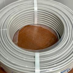 ジモティ特別価格　VVFケーブル  3×2.0　赤白緑　100m巻きの画像