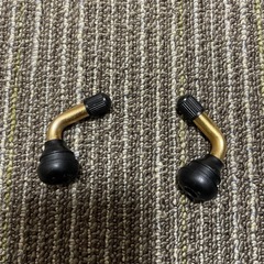 バイク用L型エアバルブ2個(新品)の画像