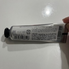 値下げ！定価1,870円！ロクシタン　ハンドクリーム　30ml  チェリーブロッサム　L’OCCITAN  シアバター　コスメ ハンドケア　化粧品　保湿クリームの画像