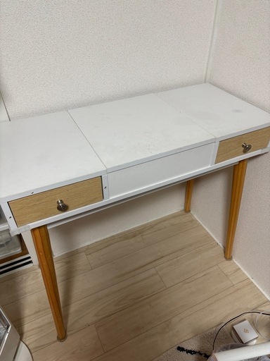 鏡付きドレッサー