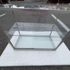 NISSIN ガラスコレクションケース 2段の画像