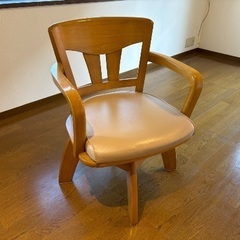 4人掛けダイニングテーブルセットの画像