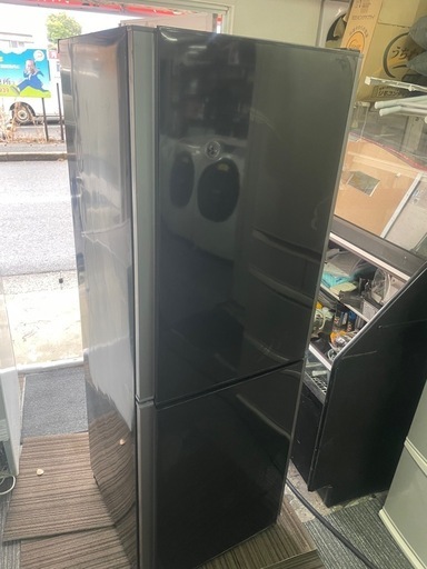 北九州市内配送無料　保証付き 三菱電機 MITSUBISHI ELECTRIC 冷蔵庫 （256L・右開） 2ドア プラチナブラック 