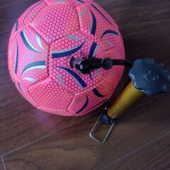 サッカーボール蓄光で光るの画像