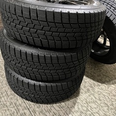 【美品】17インチスタッドレスタイヤホイールセットの画像