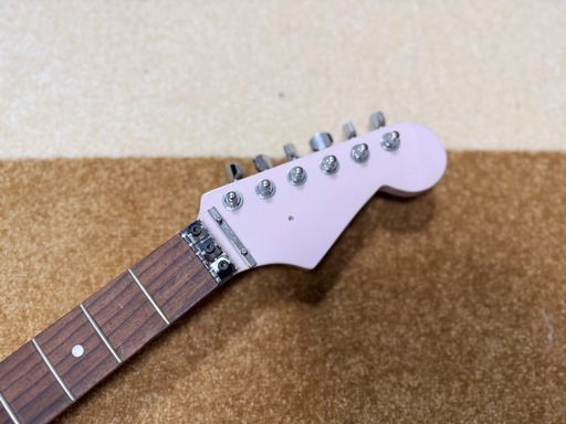 決まりました。自作ギター ノーブランド ストラトキャスター (こん