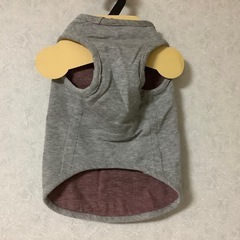 ハンドメイド　犬服　ペット服 グレー ノースリーブ 小型犬の画像