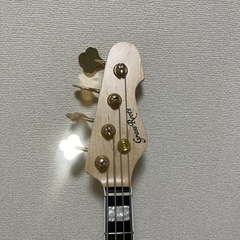 GRASSROOTS G-AMAZE-DX/LS SW エレキベース　白　グラスルーツ ケース付き　値下げしましたの画像