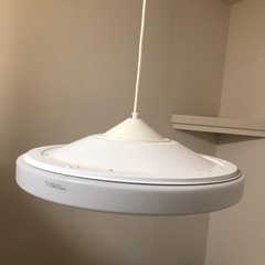 【値下げ中】吊り下げ式シーリングライト　照明　リモコン付きの画像