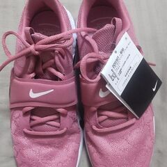 【まだ受付中･送付可能】新品タグ付 NIKE ナイキ スニーカー ウィメンズ リニュー インシーズン 8/25cm スニーカー ピンク 早い者勝ちです✨✨