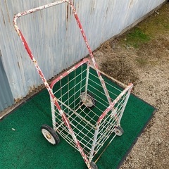 折り畳み式金属ショッピングカートの画像