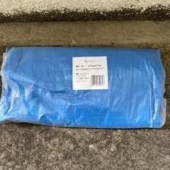 クーラーボックス、キーパー、ブルーシートの画像