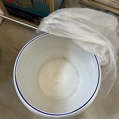 睡蓮鉢の画像