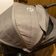 サイベックス　ミオス　ベビーカー　マンハッタングレーの画像