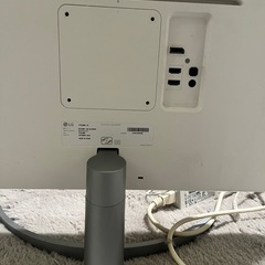 LG 27インチ 4K モニター の画像