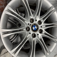 BMW 18インチ ホイールの画像