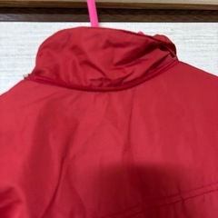 NIKE 被るタイプのダウンの画像