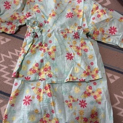 コンビミニ　女の子用甚平110オシャレ　可愛い　花柄