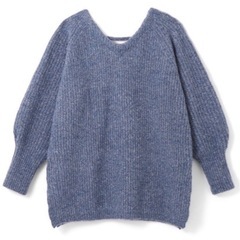 【新品未使用】ニット　大きめサイズ♡オーバーサイズニット♡青 ブルー 公式サイト完売品の画像