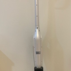 故障品　2022年製　AQUA掃除機AQC-ZXIN(W)の画像