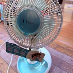 お風呂上がりの扇風機