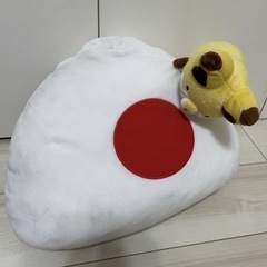 タヌキとキツネ おにぎりクッション里親募集中です！の画像
