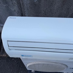 2013年 ダイキン エアコン 2.2kw（6畳用）の画像