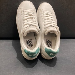 Vans. スニーカー👟ホワイト《ヴァンズ》 の画像