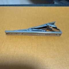 ポールスミスネクタイピンの画像