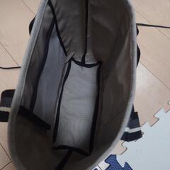 グレー　丈夫なバックの画像