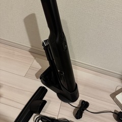【価格相談可】ハンディークリーナー（Shark）の画像