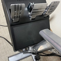 スラストマスター T-GT Thrustmaster ハンコン プレイシート ps4 ps5 引き取り限定 現金のみの画像