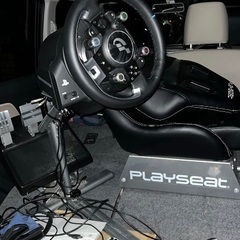 スラストマスター T-GT Thrustmaster ハンコン プレイシート ps4 ps5 引き取り限定 現金のみの画像