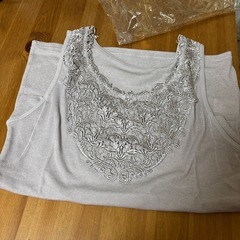 新品Ｍサイズノースリーブの画像