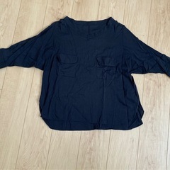 lugnoncureのトップスの画像