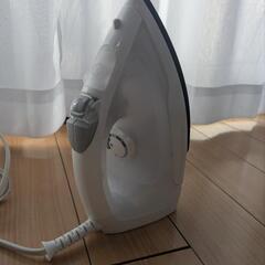 【譲ります】スチームアイロン　ニトリ