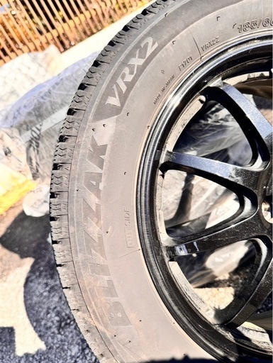 BRIDGESTONE  BLIZZAK VRX2 185/60R15 G-SPEEDホイール ナット付属