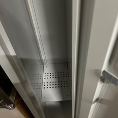 アース若松倉庫４人用ロッカー　鍵付きの画像