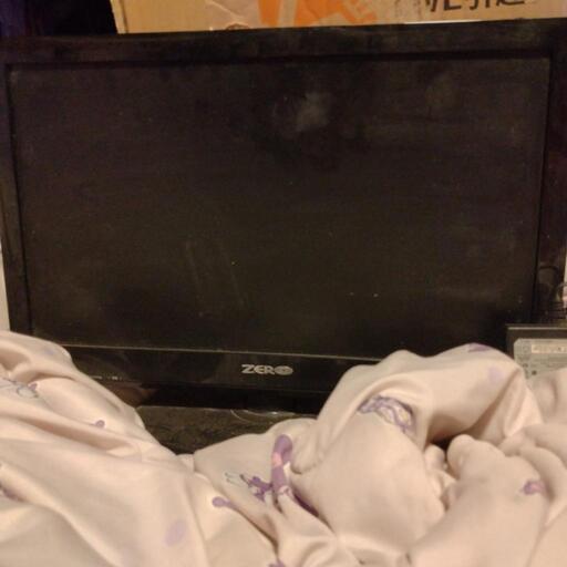 液晶テレビ(19型)