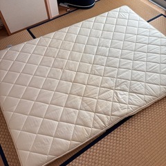 敷布団　ダブルサイズの画像