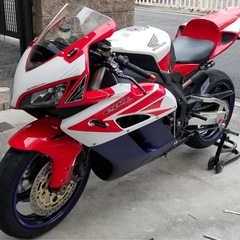 ホンダ CBR1000RR SC57の画像
