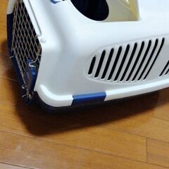 マルカン　猫キャリー　未使用に近いの画像