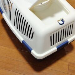 マルカン　猫キャリー　未使用に近いの画像